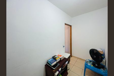 Casa à venda com 180m², 3 quartos e 2 vagasEscritório