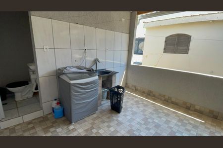 Casa à venda com 180m², 3 quartos e 2 vagasÁrea de Serviço