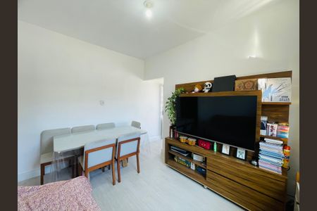 Casa à venda com 180m², 3 quartos e 2 vagasSala 1