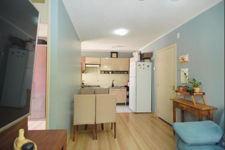 Sala de apartamento à venda com 2 quartos, 43m² em Mário Quintana, Porto Alegre