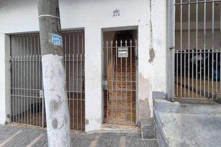 Casa para alugar com 72m², 1 quarto e sem vagaFachada
