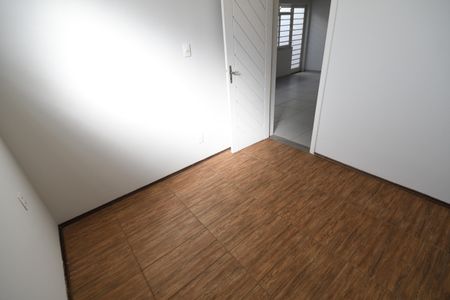 Casa à venda com 329m², 3 quartos e 6 vagasEscritório