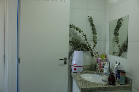 Banheiro de apartamento para alugar com 1 quarto, 24m² em Água Branca, São Paulo