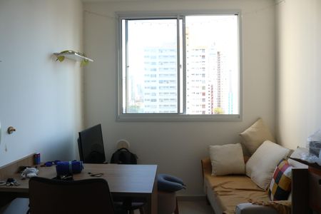 Sala/Cozinha  de apartamento para alugar com 1 quarto, 24m² em Água Branca, São Paulo