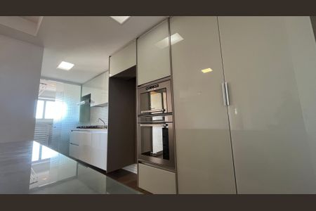 Apartamento à venda com 98m², 2 quartos e 2 vagas