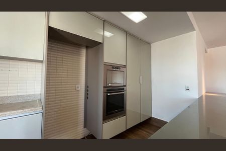Apartamento à venda com 2 quartos, 98m² em Vila Nova, Campinas