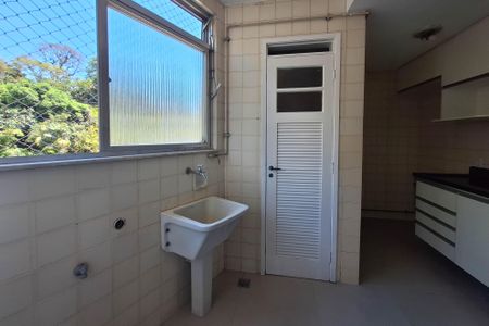 Apartamento à venda com 78m², 2 quartos e 2 vagasÁrea de Serviço