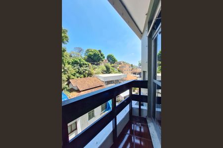 Apartamento à venda com 78m², 2 quartos e 2 vagasVaranda da Sala