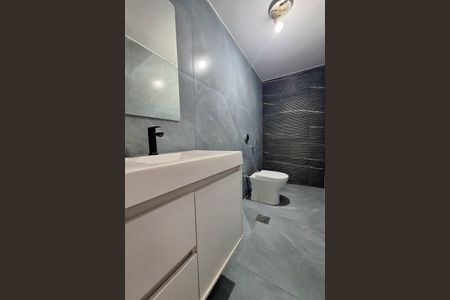 Apartamento à venda com 78m², 2 quartos e 2 vagasBanheiro 