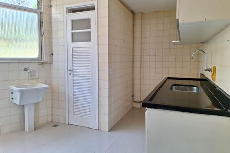 Apartamento à venda com 78m², 2 quartos e 2 vagasCozinha