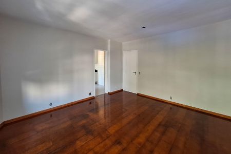 Sala de apartamento à venda com 2 quartos, 78m² em Icaraí, Niterói