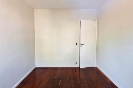 Apartamento à venda com 78m², 2 quartos e 2 vagasQuarto 1