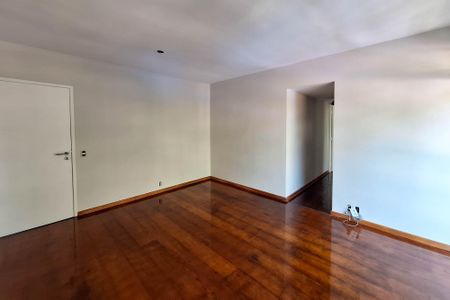 Apartamento à venda com 78m², 2 quartos e 2 vagasSala