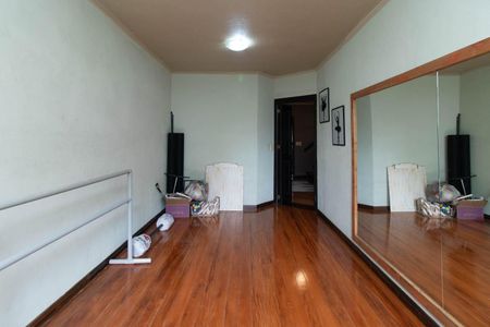 Casa à venda com 255m², 4 quartos e 3 vagasQuarto 3