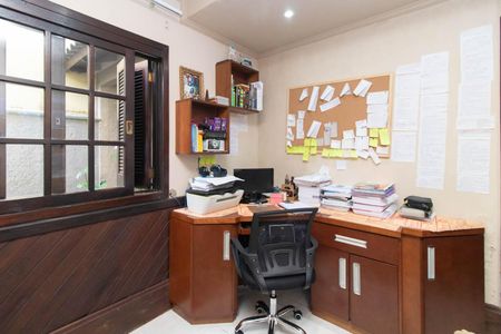 Casa à venda com 255m², 4 quartos e 3 vagasEscritório
