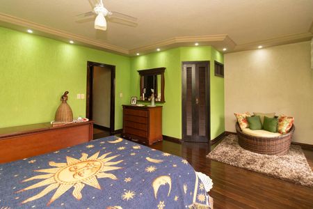 Casa à venda com 255m², 4 quartos e 3 vagasQuarto 4
