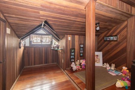 Casa à venda com 255m², 4 quartos e 3 vagasQuarto 5