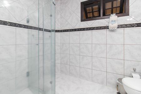 Casa à venda com 255m², 4 quartos e 3 vagasBanheiro
