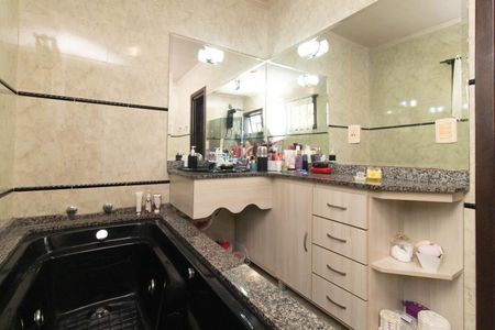 Casa à venda com 255m², 4 quartos e 3 vagasBanheiro 2