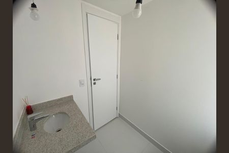 Banheiro de apartamento à venda com 2 quartos, 53m² em Vila Mariana, São Paulo