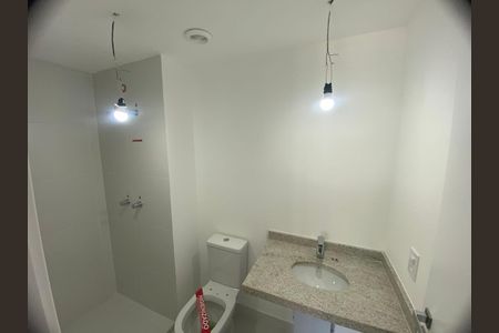 Banheiro de apartamento à venda com 2 quartos, 53m² em Vila Mariana, São Paulo