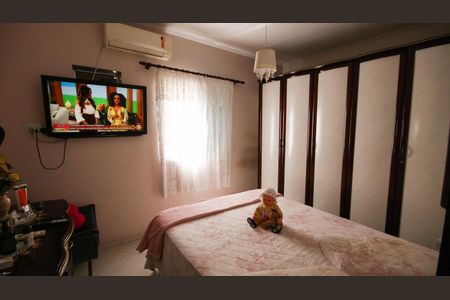 Casa para alugar com 150m², 3 quartos e 4 vagasSuíte 1