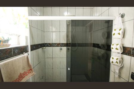 Casa para alugar com 150m², 3 quartos e 4 vagasBanheiro Social