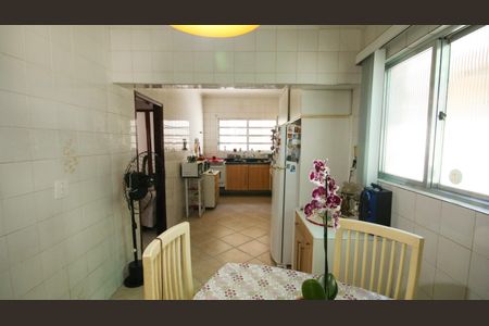 Casa para alugar com 150m², 3 quartos e 4 vagasCozinha