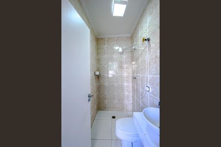 Casa à venda com 500m², 5 quartos e 8 vagas Casa à venda com 500m², 5 quartos e 8 vagasBanheiro de serviço