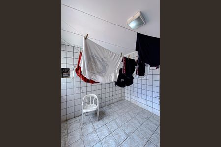 Casa à venda com 500m², 5 quartos e 8 vagas Casa à venda com 500m², 5 quartos e 8 vagasÁrea de Serviço