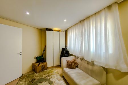 Casa à venda com 500m², 5 quartos e 8 vagas Casa à venda com 500m², 5 quartos e 8 vagasEscritório