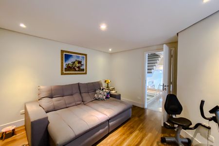 Casa à venda com 500m², 5 quartos e 8 vagas Casa à venda com 500m², 5 quartos e 8 vagasSala de TV