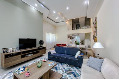 Casa à venda com 500m², 5 quartos e 8 vagas Casa à venda com 500m², 5 quartos e 8 vagasSala