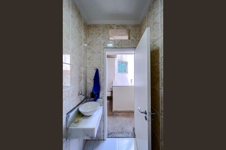 Casa à venda com 500m², 5 quartos e 8 vagas Casa à venda com 500m², 5 quartos e 8 vagasBanheiro de serviço