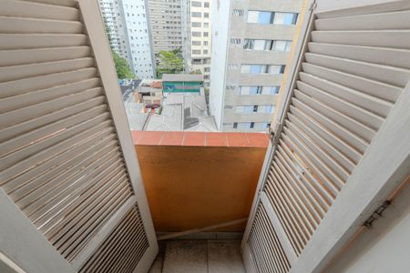 Studio à venda com 27m², 1 quarto e sem vaga Studio à venda com 27m², 1 quarto e sem vagaVaranda do Studio