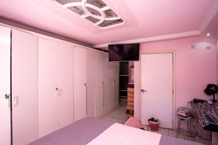 Casa à venda com 72m², 3 quartos e 1 vagaSuite 1