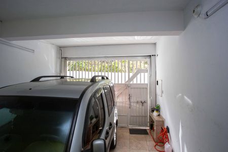 Casa à venda com 72m², 3 quartos e 1 vagaGaragem