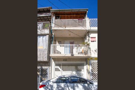 Casa à venda com 72m², 3 quartos e 1 vagaFachada