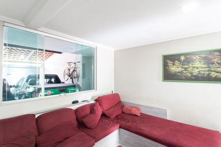 Sala de casa à venda com 3 quartos, 198m² em Vila Copacabana, Belo Horizonte