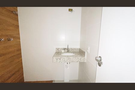 Casa à venda com 192m², 3 quartos e 2 vagasBanheiro