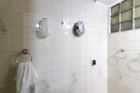 Casa para alugar com 100m², 3 quartos e 5 vagas Casa para alugar com 100m², 3 quartos e 5 vagasBanheiro da Suíte 2