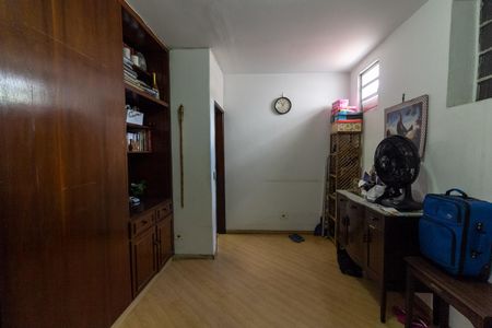 Casa para alugar com 100m², 3 quartos e 5 vagas Casa para alugar com 100m², 3 quartos e 5 vagasCorredor
