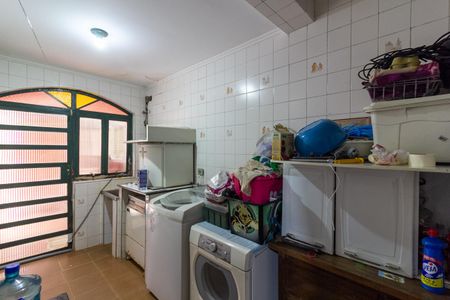 Casa para alugar com 100m², 3 quartos e 5 vagas Casa para alugar com 100m², 3 quartos e 5 vagasÁrea de Serviço