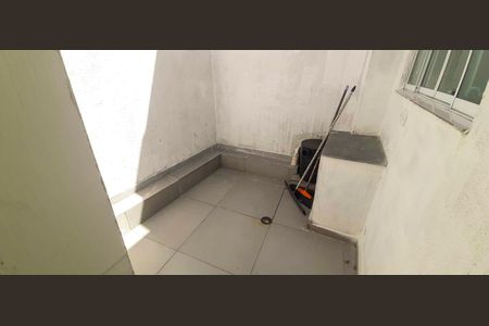 Apartamento para alugar com 73m², 2 quartos e sem vagaÁrea Externa