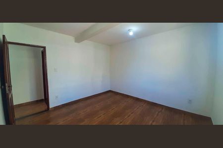 Apartamento para alugar com 73m², 2 quartos e sem vagaSuíte