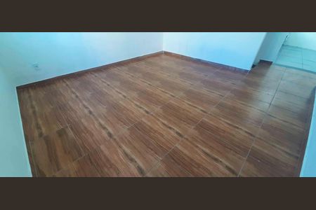 Apartamento para alugar com 73m², 2 quartos e sem vagaSala