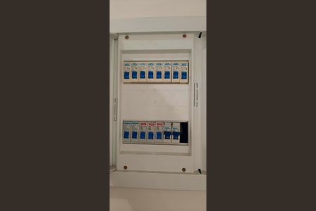 Apartamento para alugar com 73m², 2 quartos e sem vagaQuadro de Luz