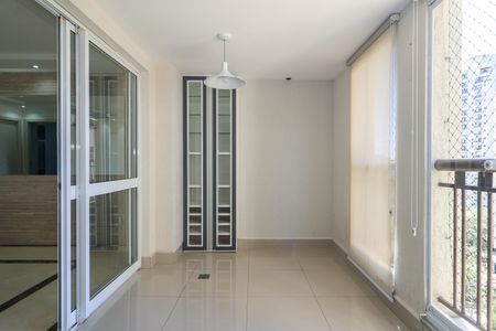 Apartamento para alugar com 148m², 3 quartos e 2 vagas Apartamento para alugar com 148m², 3 quartos e 2 vagasVaranda da Sala