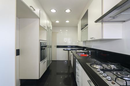 Apartamento para alugar com 148m², 3 quartos e 2 vagas Apartamento para alugar com 148m², 3 quartos e 2 vagasCozinha