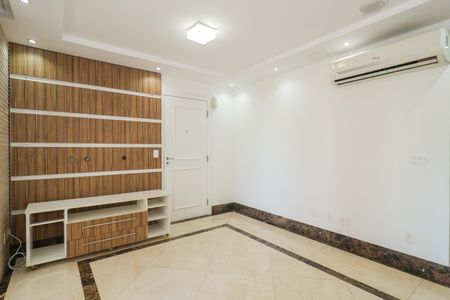 Apartamento para alugar com 148m², 3 quartos e 2 vagas Apartamento para alugar com 148m², 3 quartos e 2 vagasSala